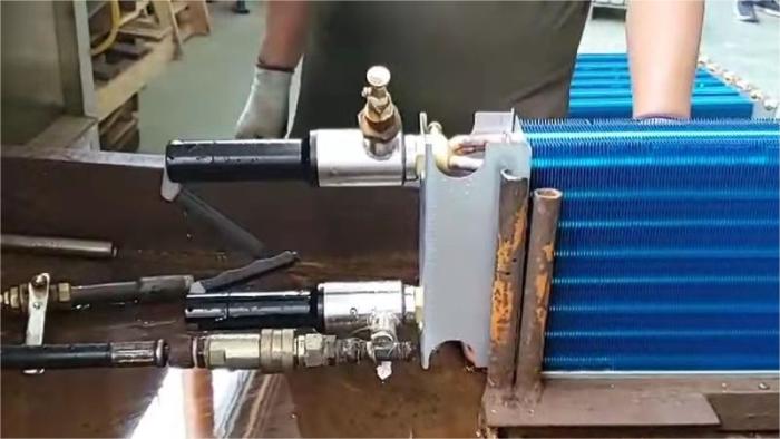 格雷希爾G80 系列在空調管路中的通水應用