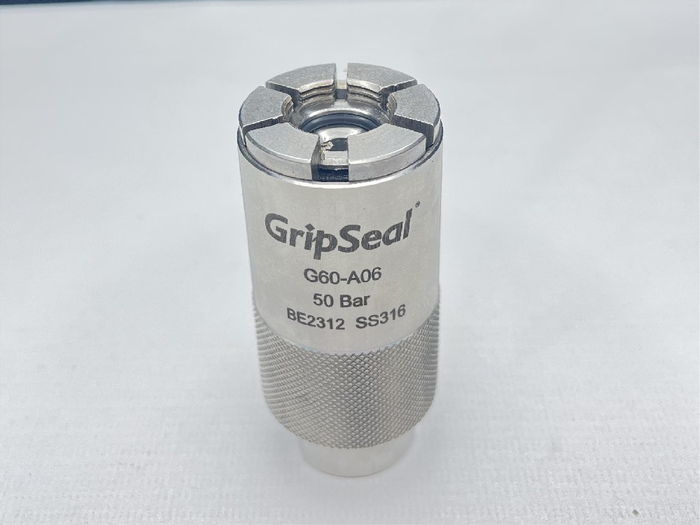 汽車空調(diào)防泄漏測試采用氦檢接頭進行密封連接的優(yōu)勢